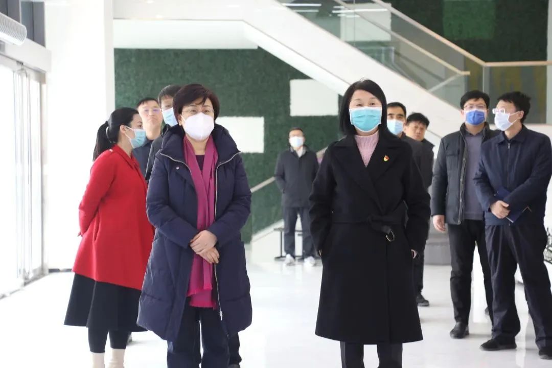 河南省科技廳黨組書(shū)記、廳長(zhǎng)陳向平銀金達(dá)調(diào)研